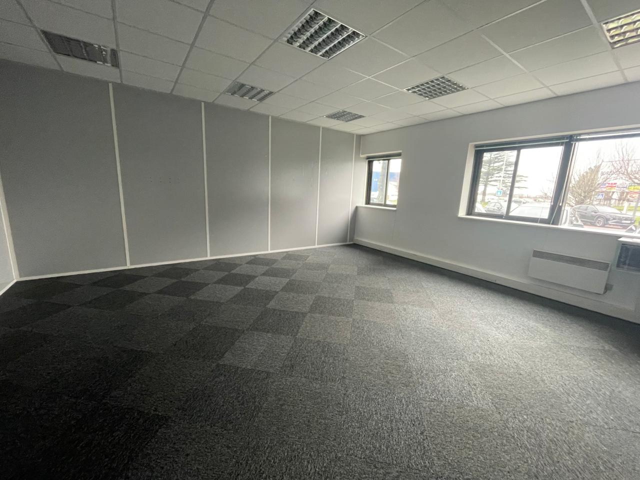 Bureau Bouguenais 82m² Location bureau Bouguenais Loire-Atlantique OLBUR2427690 3